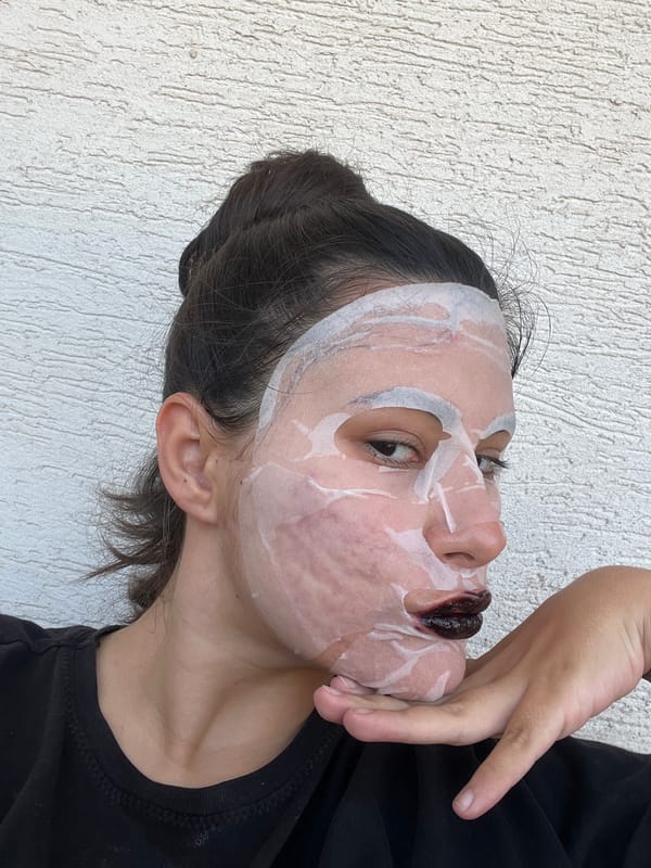 Afternoon gatherings recorded across Kiryat Bialik public spaces