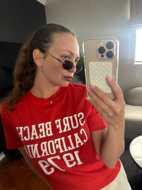 Woman documents casual Cape Town afternoon with selfies, scenic views