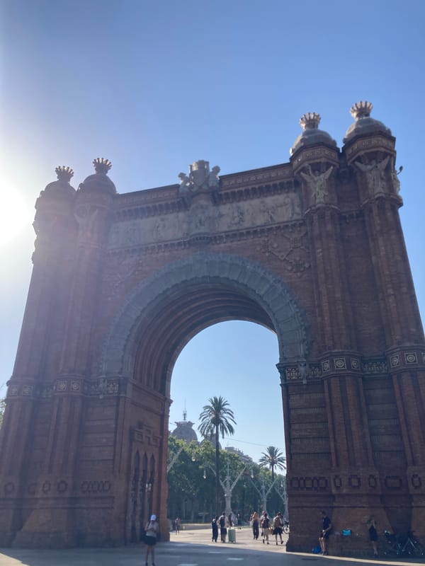Morning walk around Arc de Triomf and its Barcelona neighborhood