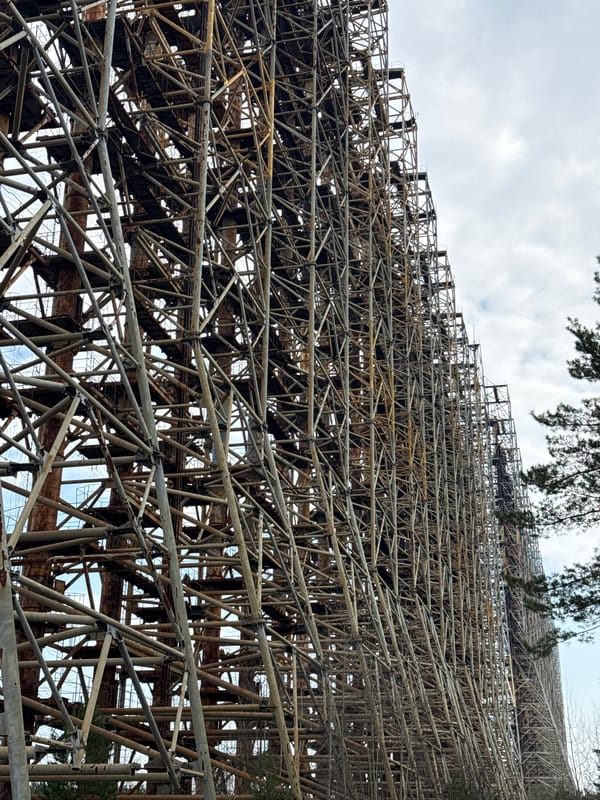 Visitors document massive Duga radar system at Chornobyl