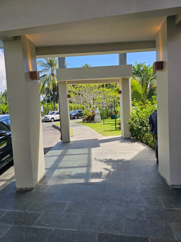 Early morning scenes documented across Kuta Selatan resort area