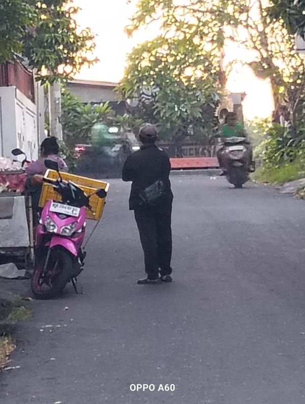 Cats, street food, and daily life in North Kuta, Bali