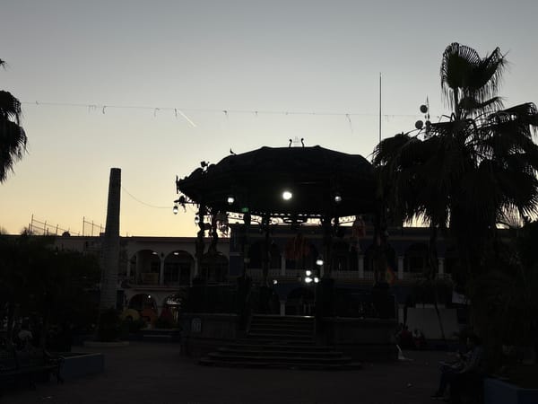 Evening scene captured at Santiago Ixcuintla plaza gazebo