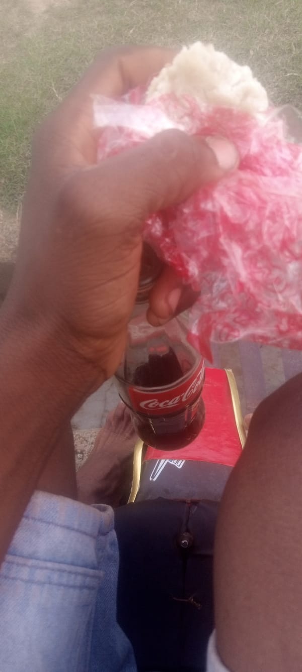 Ordinary afternoon life documented in Narayi, Nigeria neighborhood