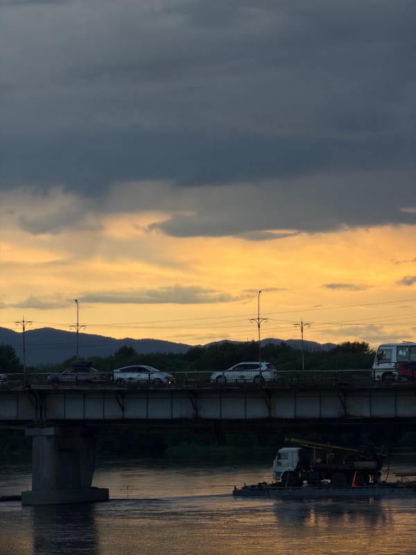 Morning riverside scenes documented in Birobidzhan, Russia