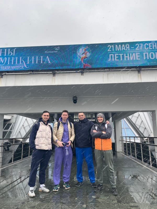 Sports facility activity and urban scenes documented across Moscow