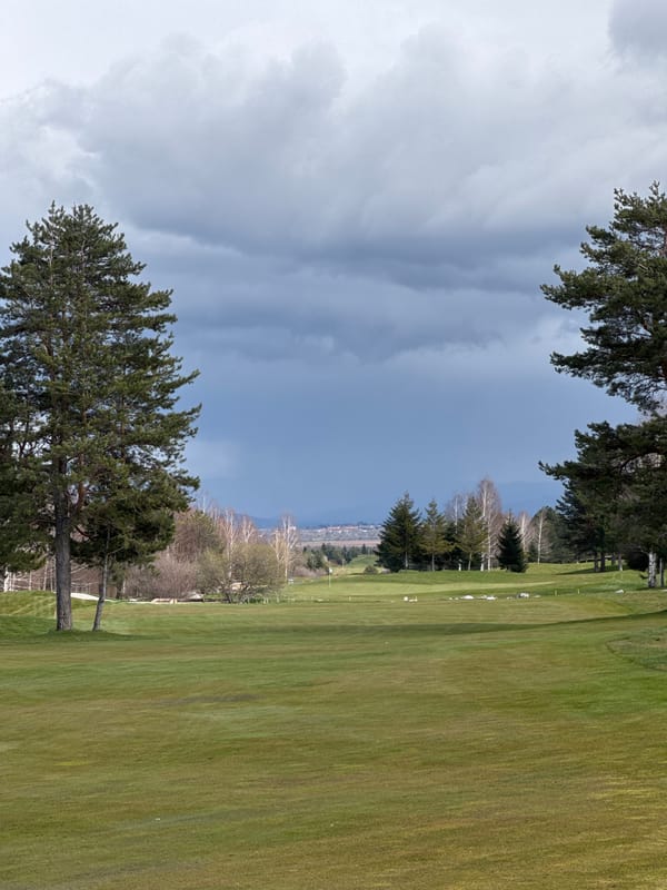 Golf facility scenes documented in Razlog, Bulgaria