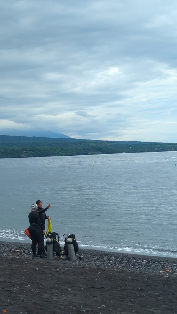 Morning beach activities and coastal dining captured in Abang