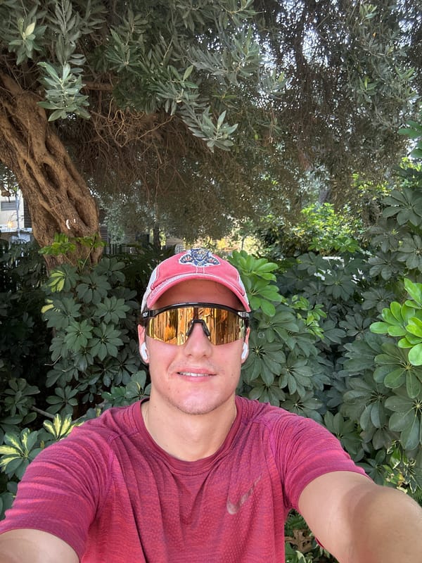 Outdoor selfie in Ramat Gan's green surroundings