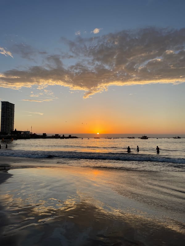 Sunset captured over Pacific coastline in Iquique, Chile