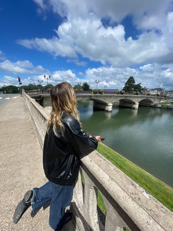 Quiet Sunday afternoon documented along Charente River in Saintes
