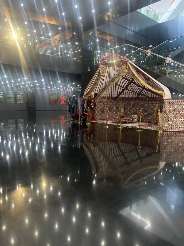 Leonardo da Vinci exhibition and cultural landmarks in Astana