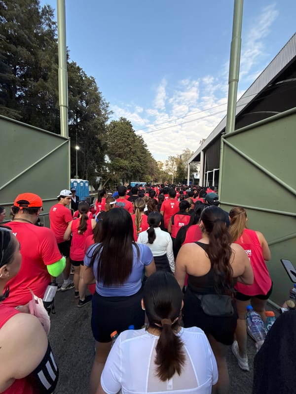 Running event participants gather in Mexico City