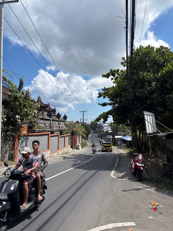 Morning street life and market scenes captured in Kuta Selatan