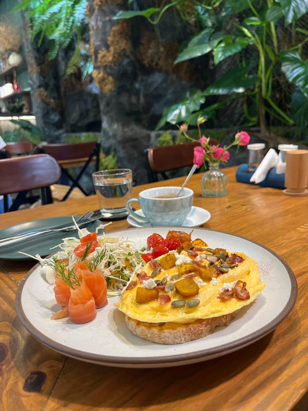 Breakfast omelet with squash documented in Nha Trang