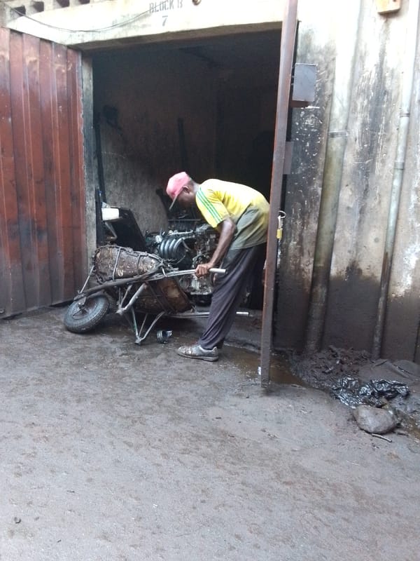 Daily life documented in Onitsha commercial workshops and markets