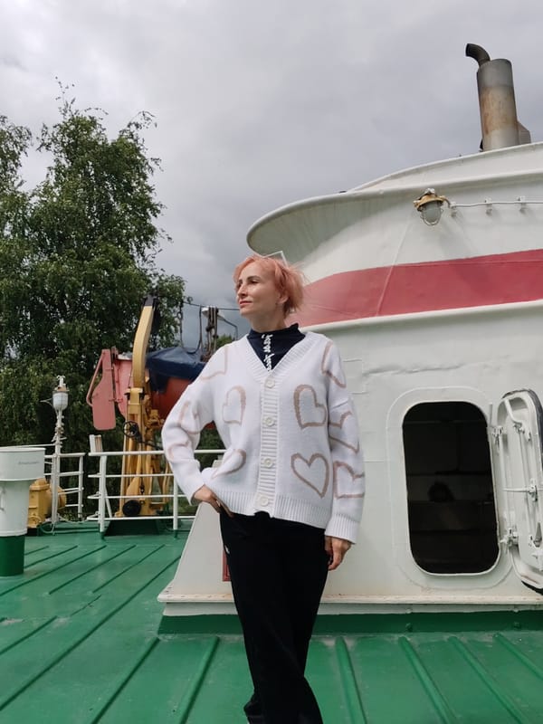 River cruise moves through Vytegra's Volga-Baltic locks