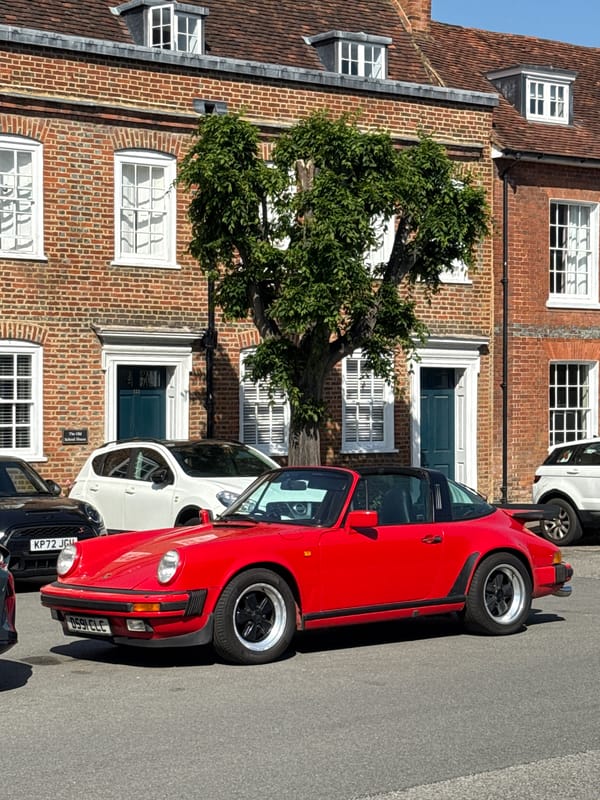 Afternoon scenes documented across historic Amersham town center