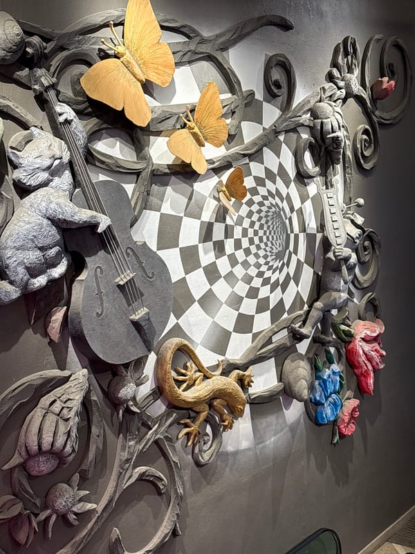 Surreal 3D art installation spotted in Yekaterinburg interior space