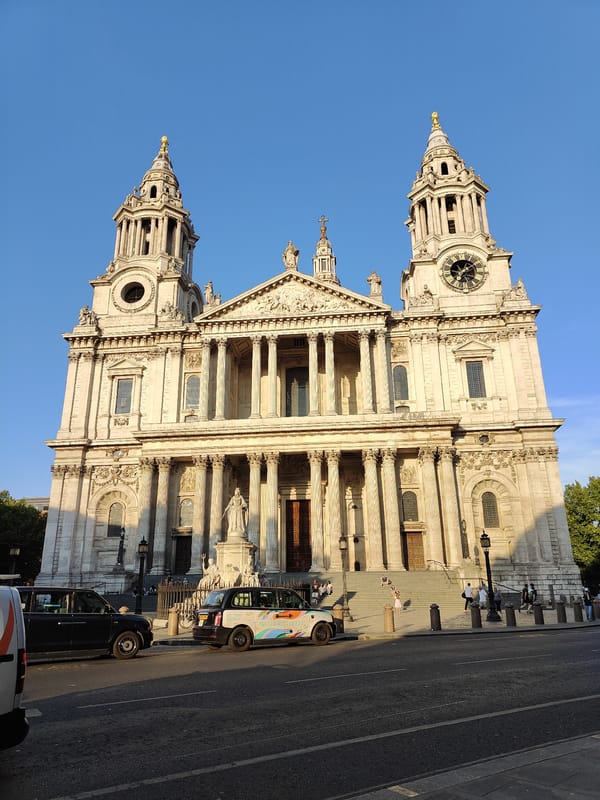 St. Paul's Cathedral from street level, two angles