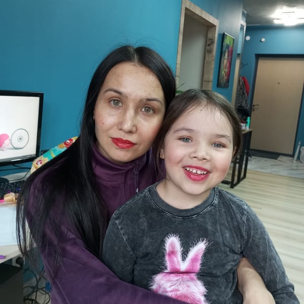 Domestic moments documented in Pervomaysky homes Saturday morning