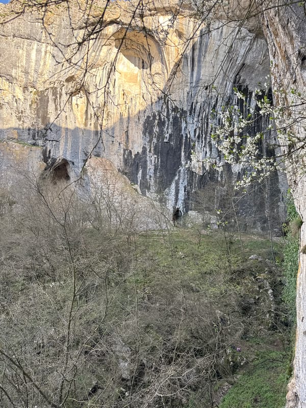 Limestone cliff formations observed near Karlukovo, Bulgaria