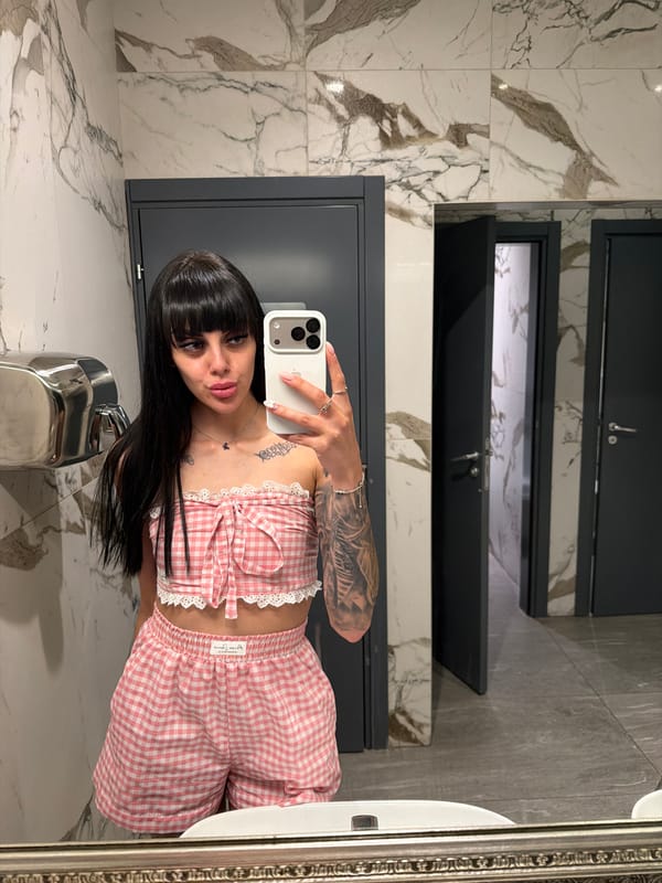 Woman documents evening out with selfies and dinner in Plovdiv