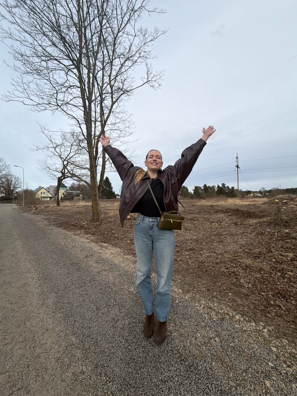 Young woman documents daily moments in Dreiliņi, Latvia