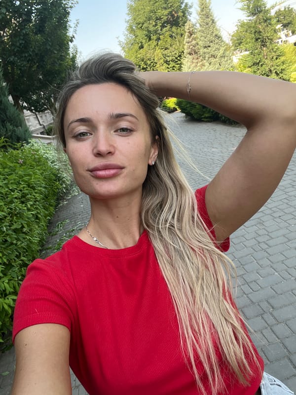 Summer morning in Fontanka: streets, selfies, and a local supermarket