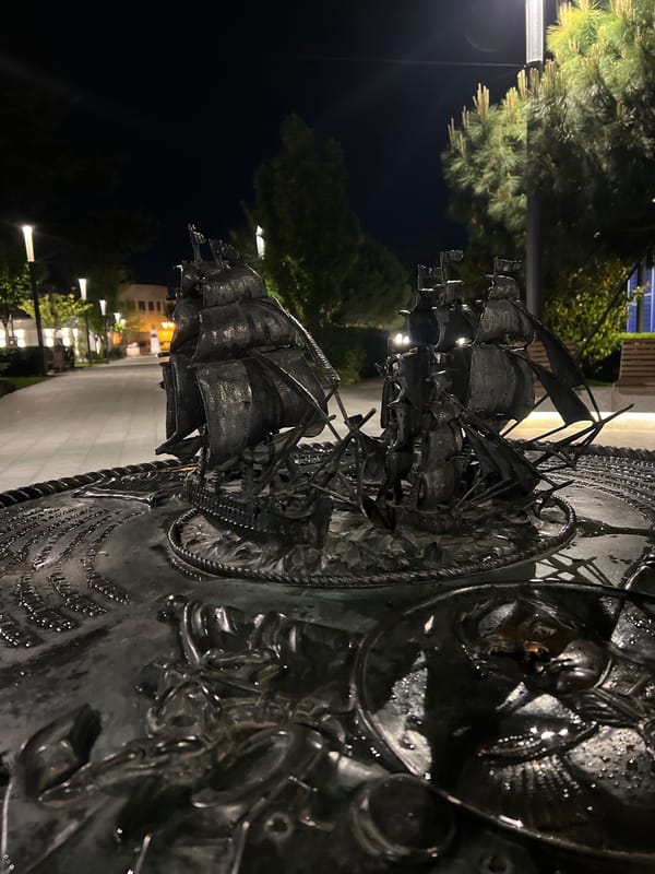 Nighttime walk through Sevastopol captures monuments, fountains, street scenes