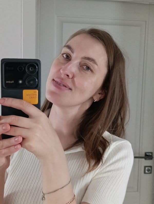 Woman documents morning activities across Chaikovsky, Russia in selfie session