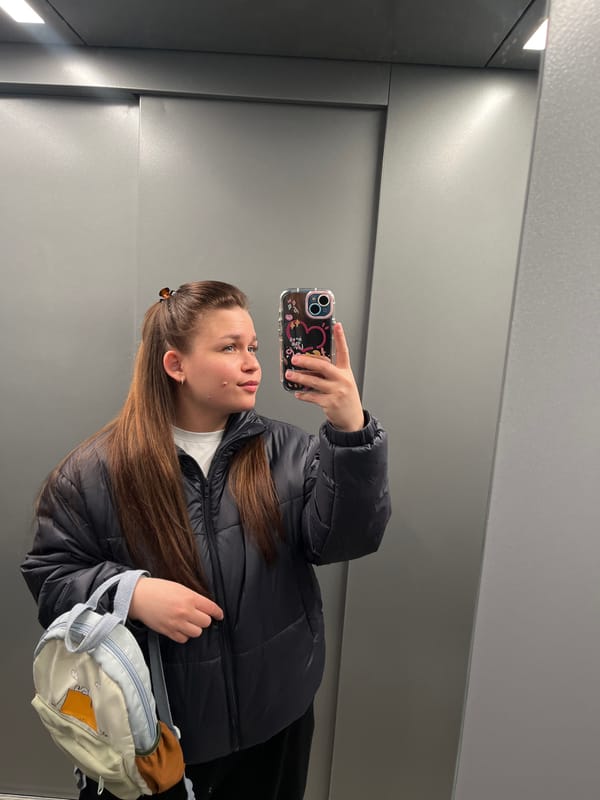 Ordinary moments captured in Izhevsk: elevator selfie, sunny cityscape