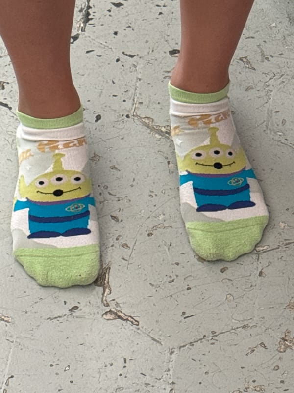 Woman documents daily activities across multiple Puebla locations