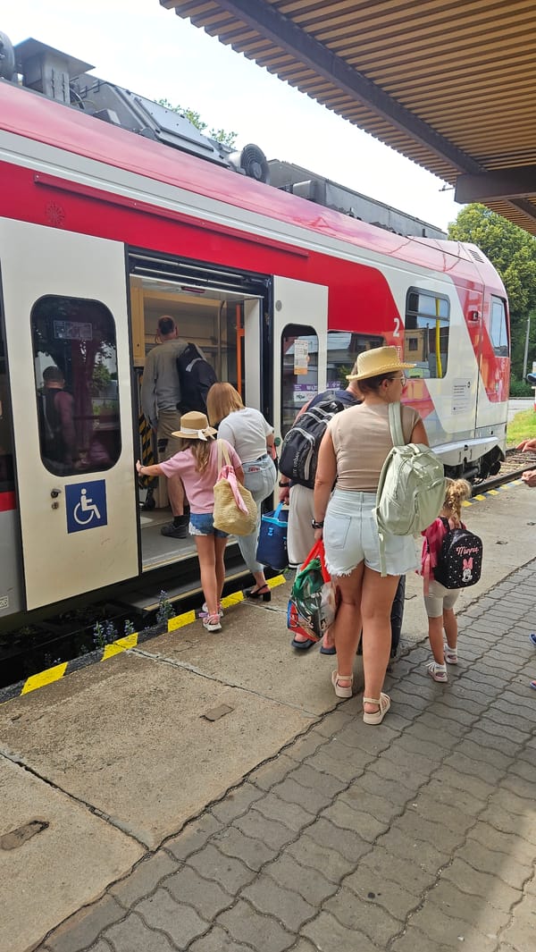 Afternoon departures and arrivals at Prešov train station