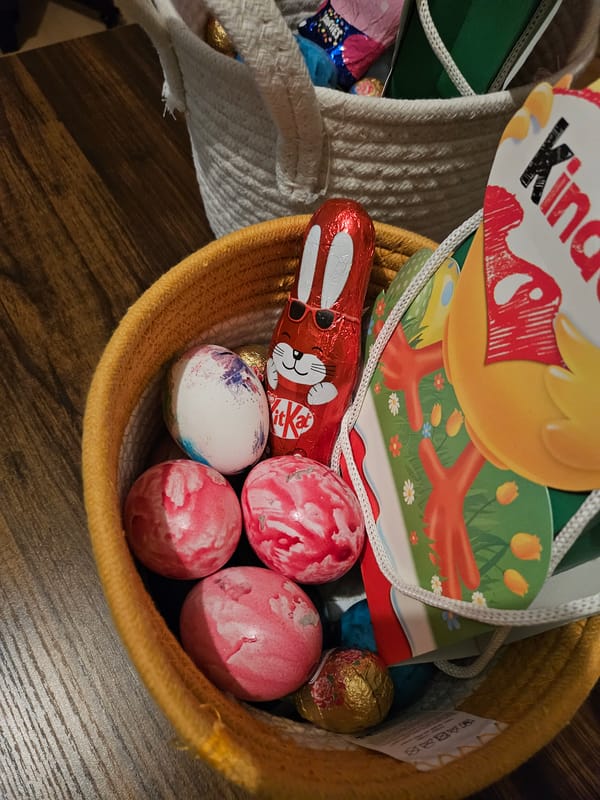 Easter baskets with decorated eggs, chocolate treats documented in Trier