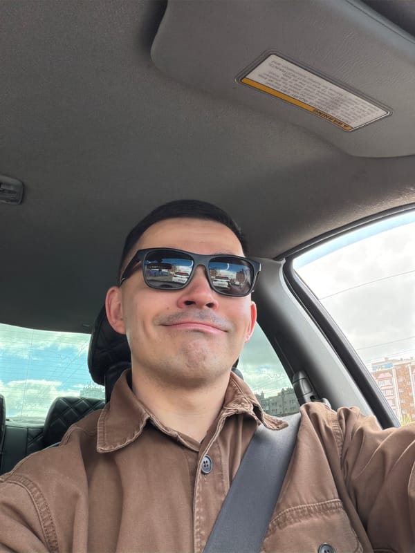 Driver observed in vehicle in Izhevsk, Russia