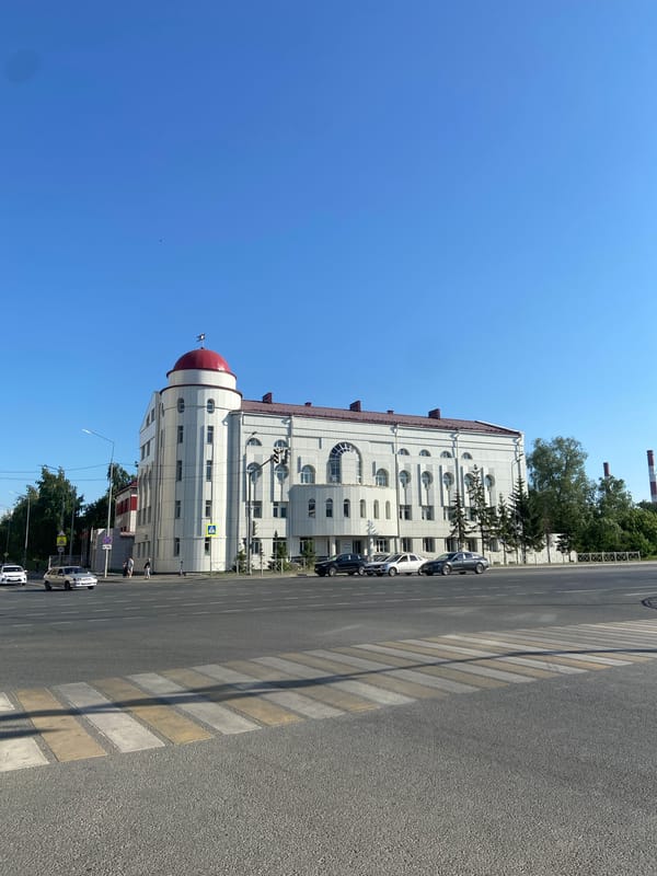 Witness documents everyday Kazan street life and architecture