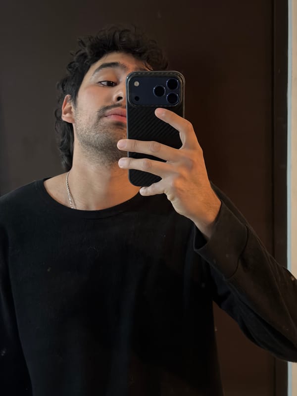 Person Takes Mirror Selfies in San Andrés Cholula