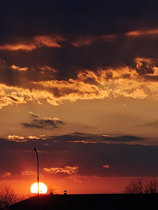 Sunset photographed in Hrodna, Belarus creates vivid orange display