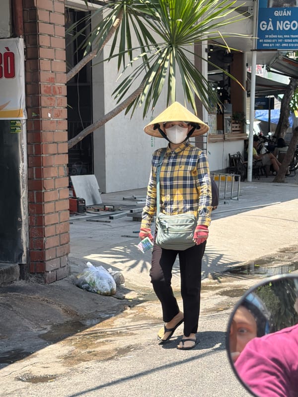 Street scenes and daily life in Nam Nha Trang Ward