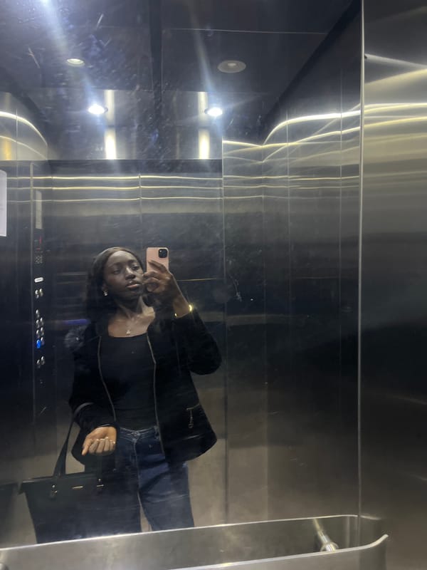 Person documents ordinary moments around Karum, Nigeria