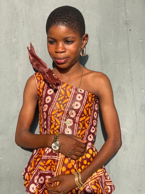Photo session with young women in Badagry, Nigeria