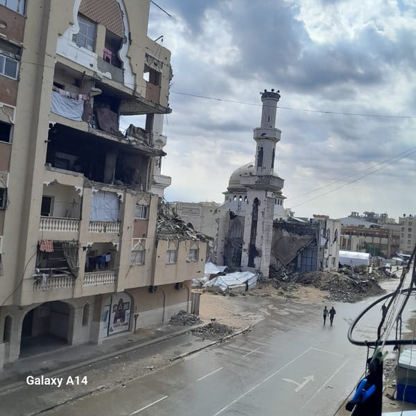Witnesses document damaged buildings, refugee camps in Khan Yunis