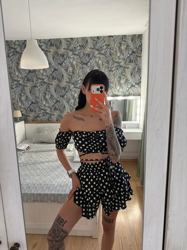 Mirror selfie in polka dot outfit, Plovdiv bedroom