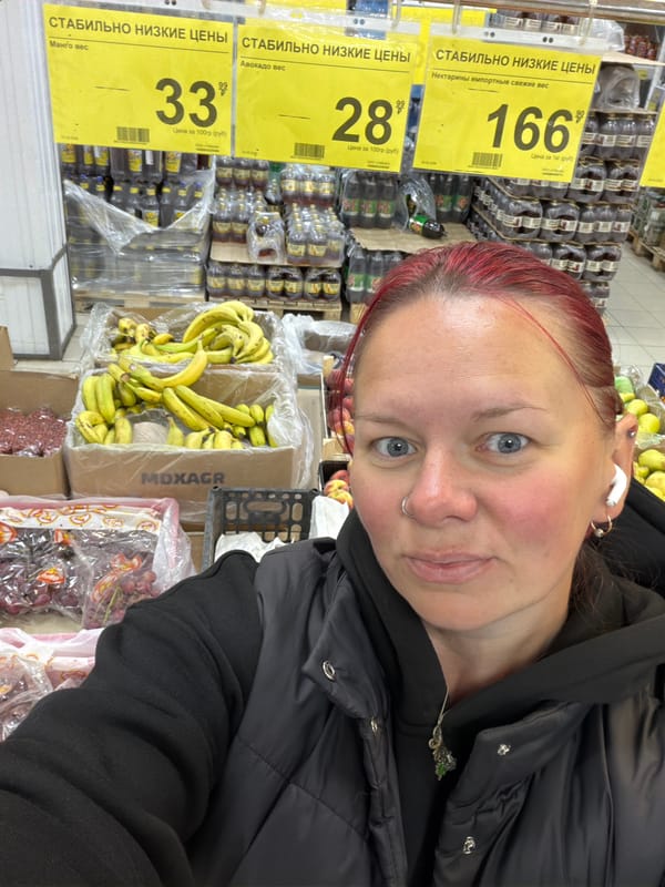 Late-night grocery shopping and selfies captured in Chaikovsky, Russia