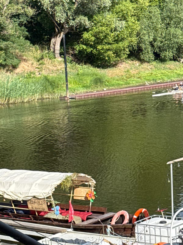 Afternoon on the Vistula: boats and floating structures in Warsaw