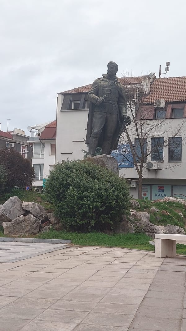 Bronze military statue observed in Gabrovo plaza