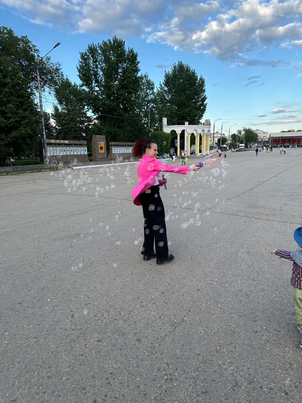Weekend community activities documented across Engels, Russia parks and squares