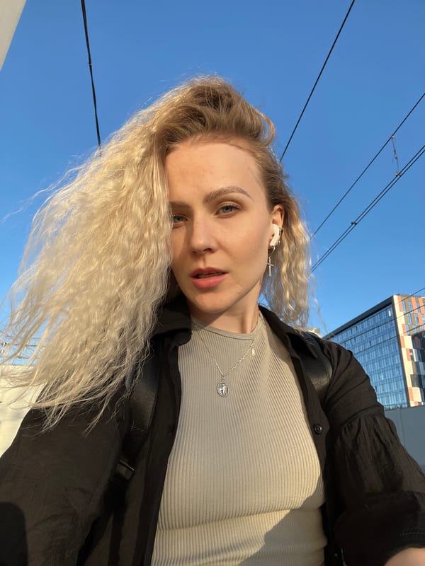 Sunny afternoon selfies in Khimki, Russia