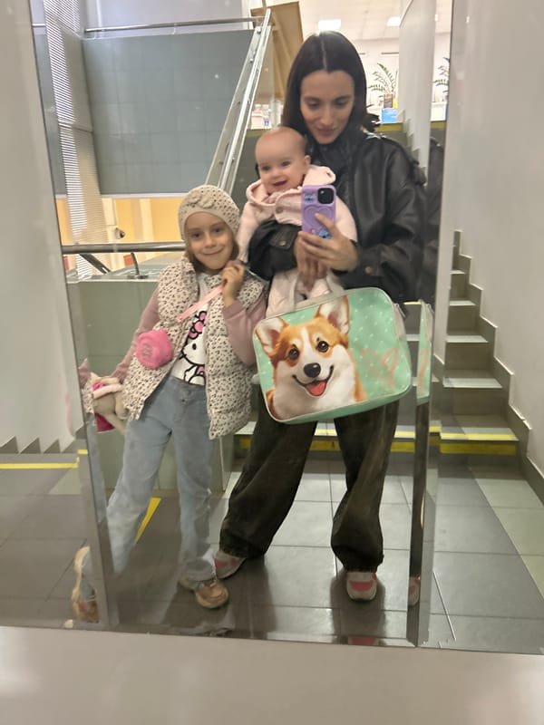 Moscow family captures morning moments with baby and cat